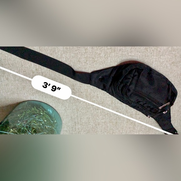 🦋funny bag, black color, satin fabric. excellent condition.🦋
🧿#BLKF - Picture 15 of 17